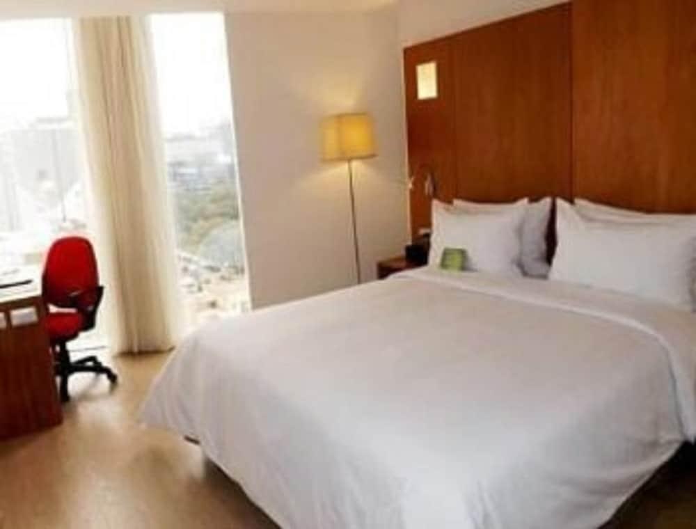 Ramada Encore By Wyndham Lima San Isidro Екстериор снимка