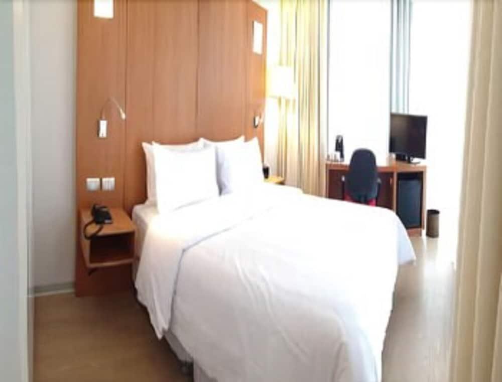 Ramada Encore By Wyndham Lima San Isidro Екстериор снимка