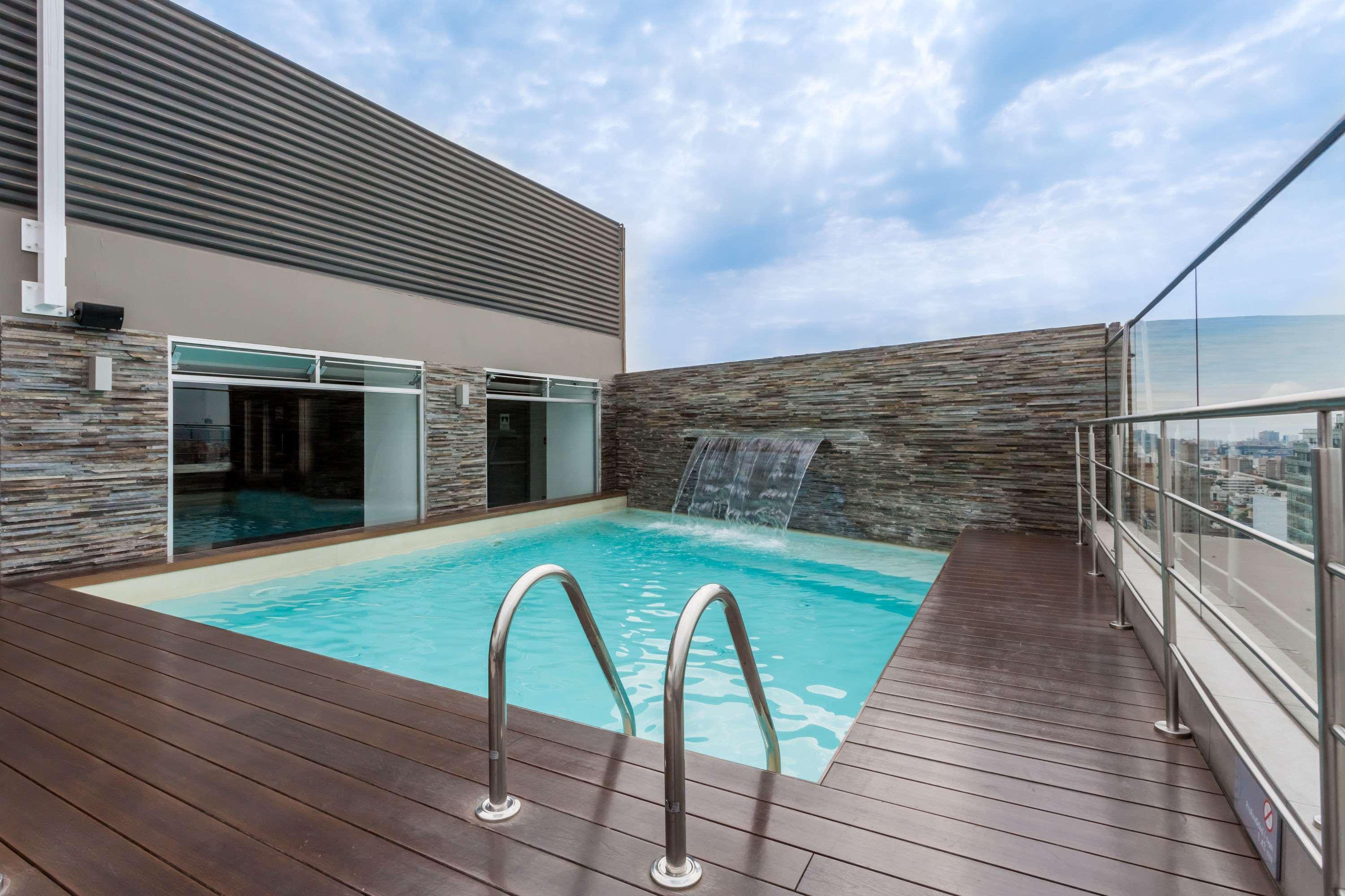 Ramada Encore By Wyndham Lima San Isidro Екстериор снимка