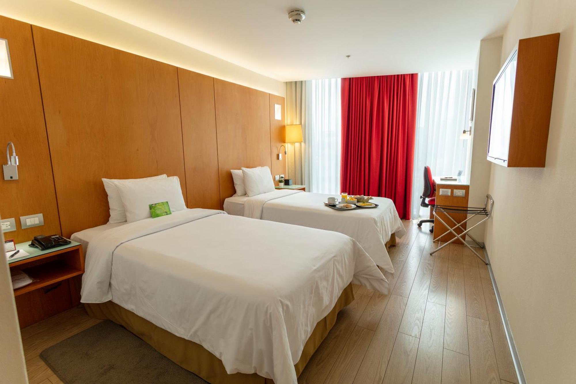 Ramada Encore By Wyndham Lima San Isidro Екстериор снимка