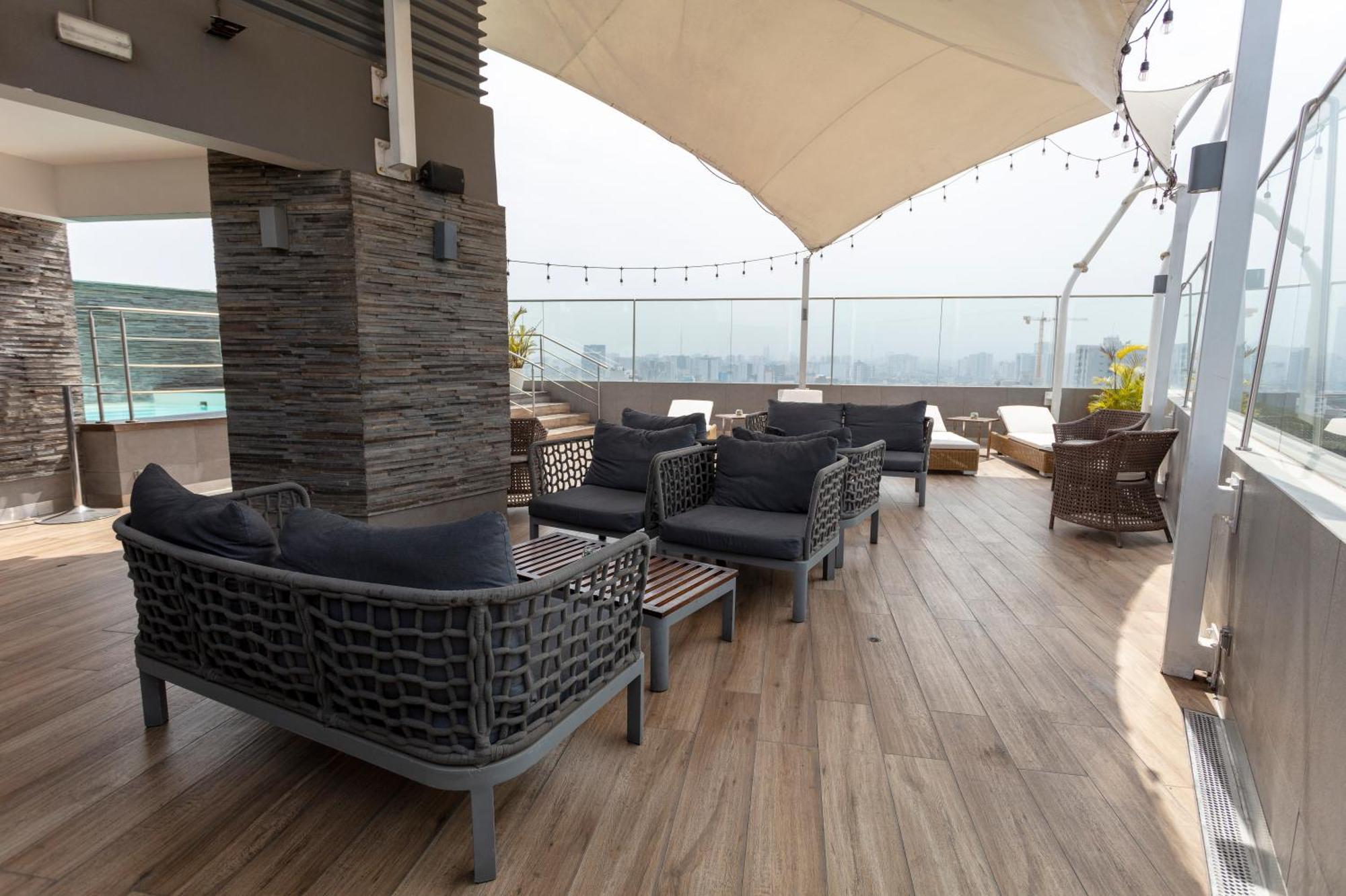 Ramada Encore By Wyndham Lima San Isidro Екстериор снимка