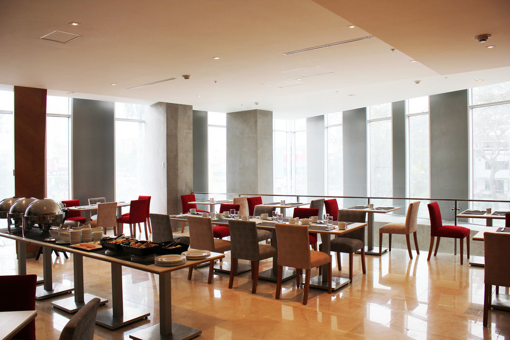 Ramada Encore By Wyndham Lima San Isidro Екстериор снимка